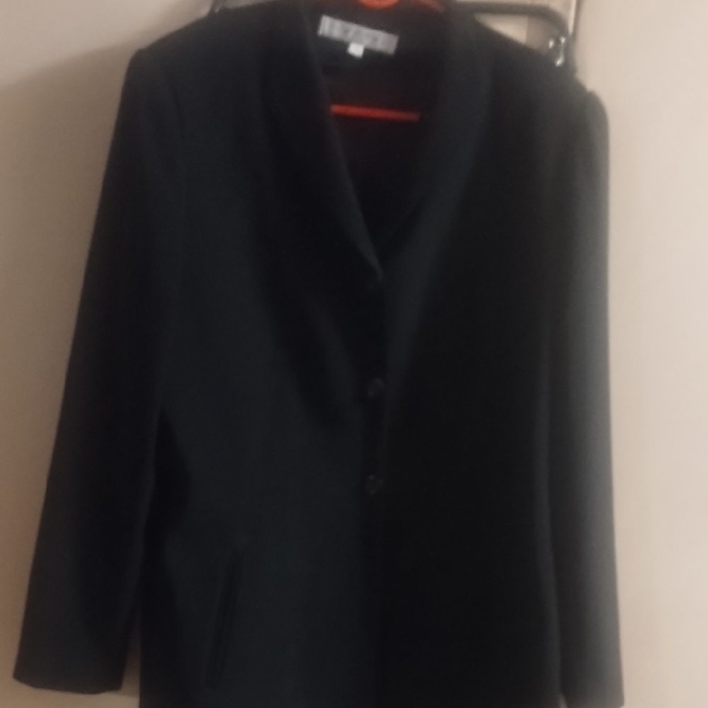 Versani Black and Black Jacket It Used, Just Dry Cleaning It.